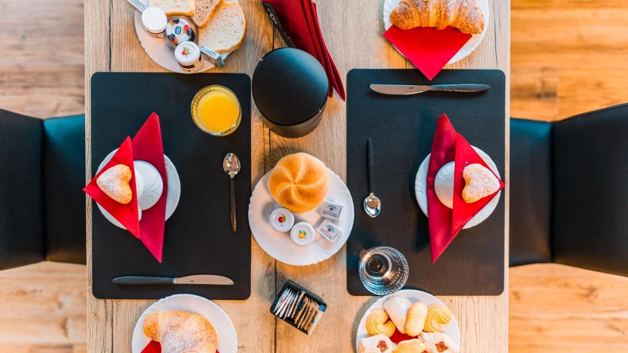 Hotel Dolomiti Di De Martin D Oscar Comèlico Superiore Esterno foto